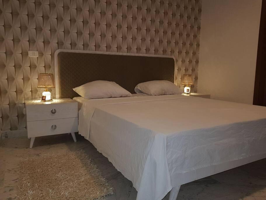 Lovely Apartment Near Tunis Mall - Lac2 Тунис Экстерьер фото