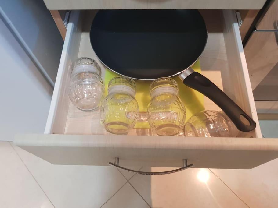 Lovely Apartment Near Tunis Mall - Lac2 Тунис Экстерьер фото
