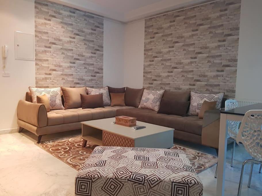 Lovely Apartment Near Tunis Mall - Lac2 Тунис Экстерьер фото